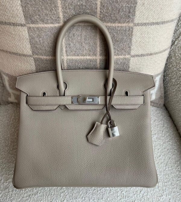 Sac à main en cuir grainé taupe