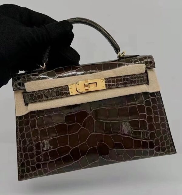 Sac à main en cuir exotique