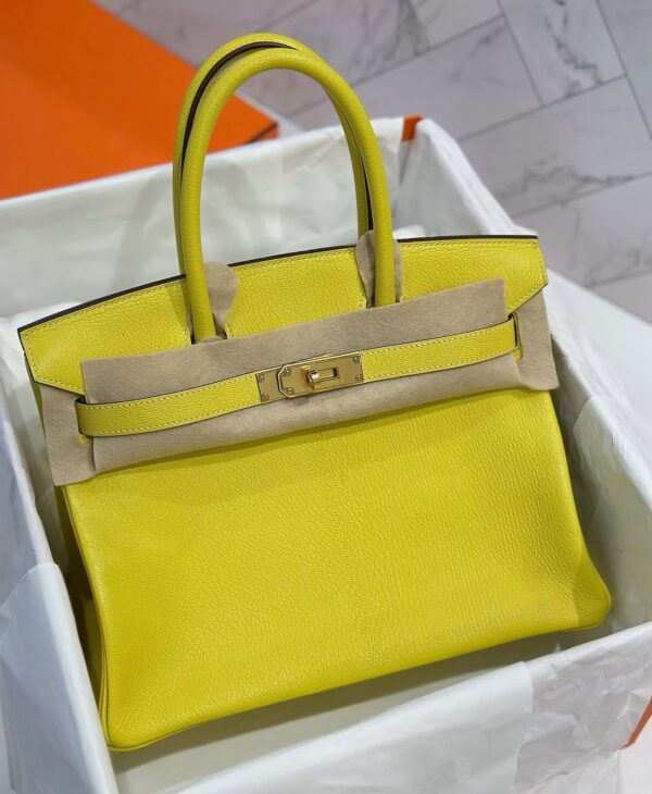 Sac à main en cuir grainé jaune